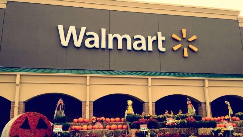 What Time does Customer Service Close at Walmart?