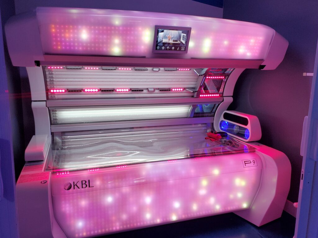 ProSun High, Intense Level V3, Standing Tanning Booth