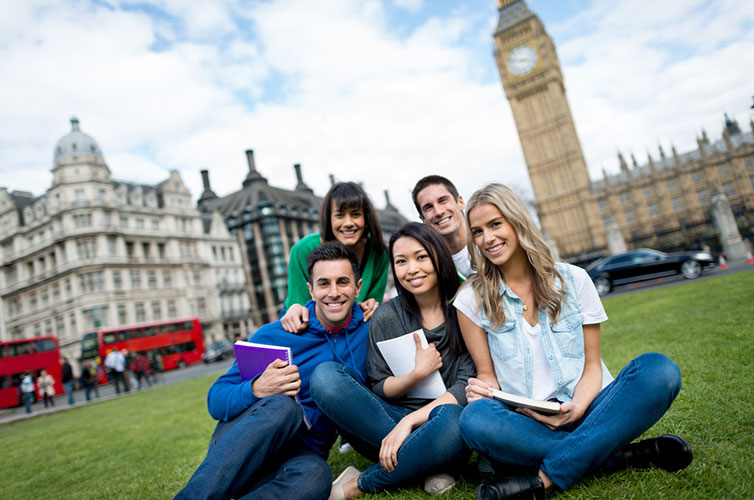 london travel for students